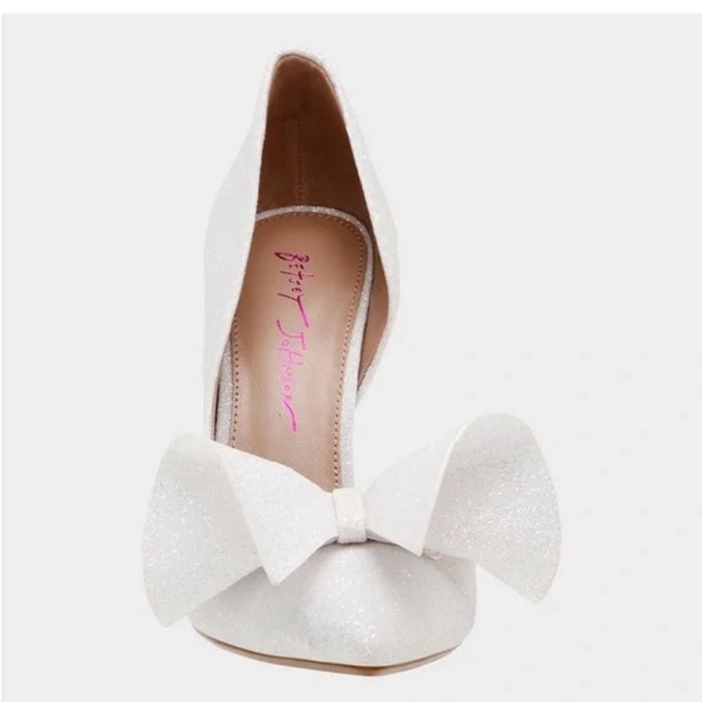 Betsey Johnson heels size 6 - Picture 2 of 7